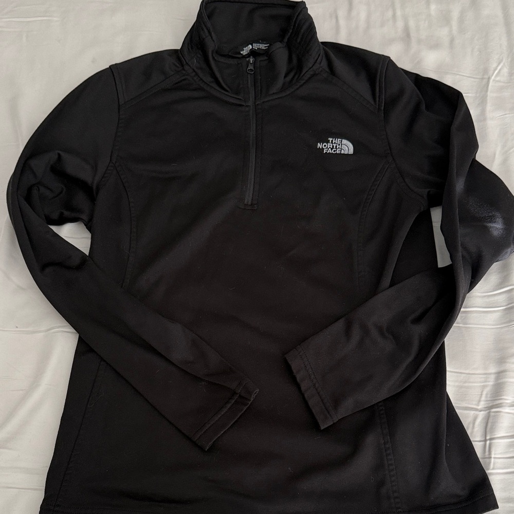 The North Face Black Long-Sleeve Pullover